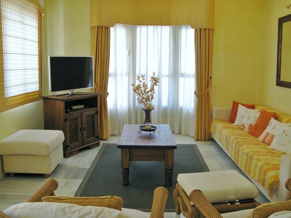 Apartamentos Y Casas Serinamar Marbella El Ángel Exterior foto