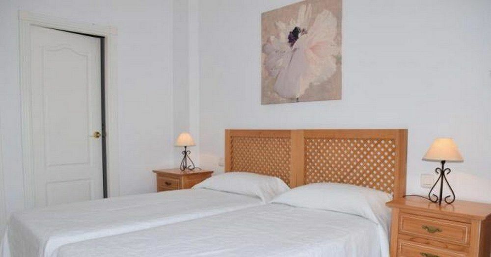 Apartamentos Y Casas Serinamar Marbella El Ángel Exterior foto