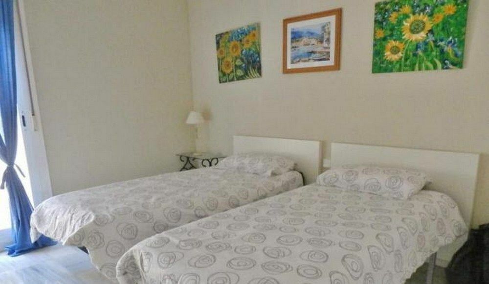 Apartamentos Y Casas Serinamar Marbella El Ángel Exterior foto