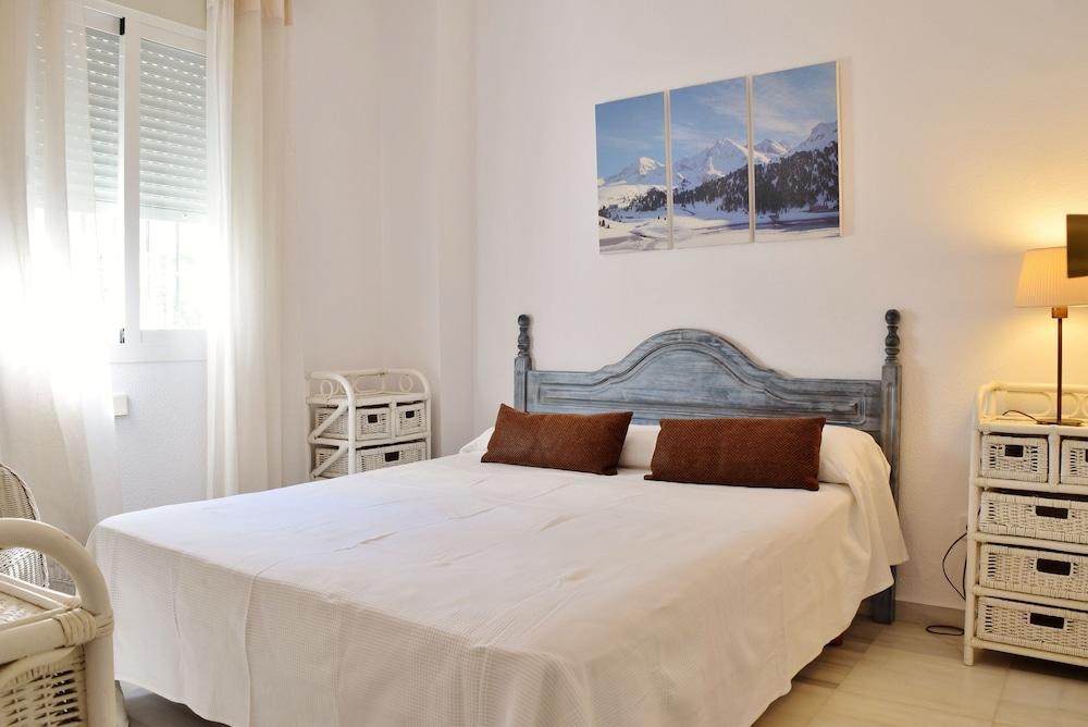 Apartamentos Y Casas Serinamar Marbella El Ángel Exterior foto